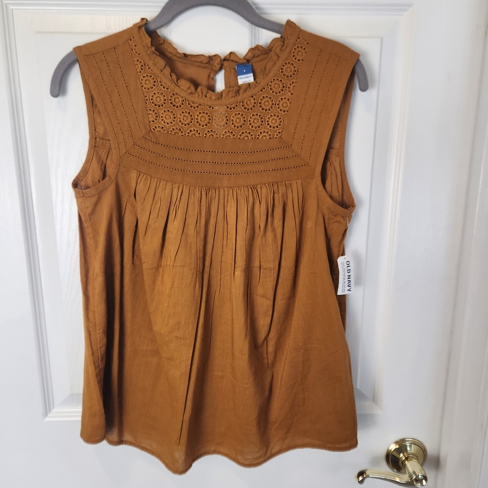 Old Navy NWT Women's Rust color tank top blouse Size Small